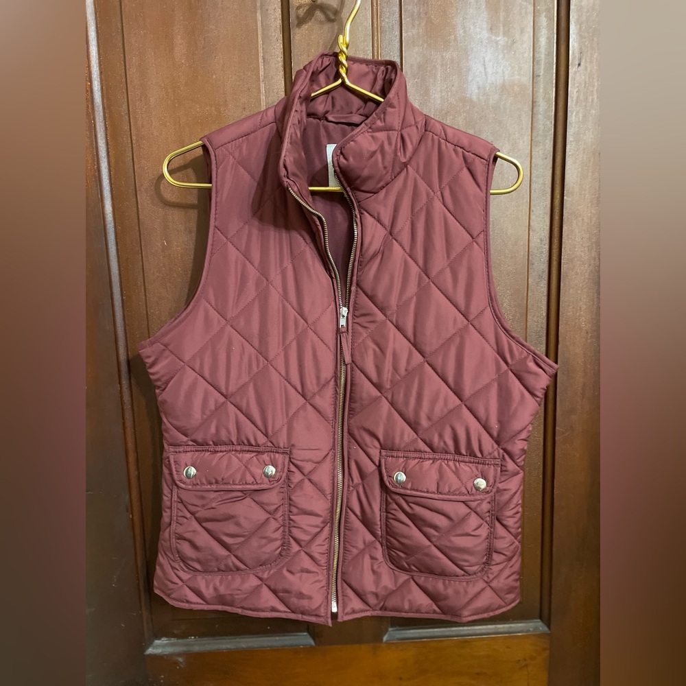 Thread & Supply women's large maroon vest